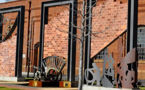 Icon Cancer Centre in Midland