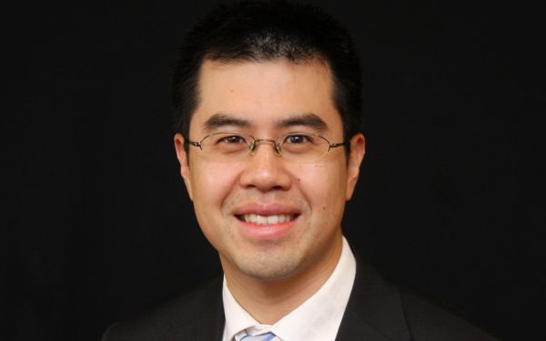 Dr Andrew Fong | Icon Cancer Centre