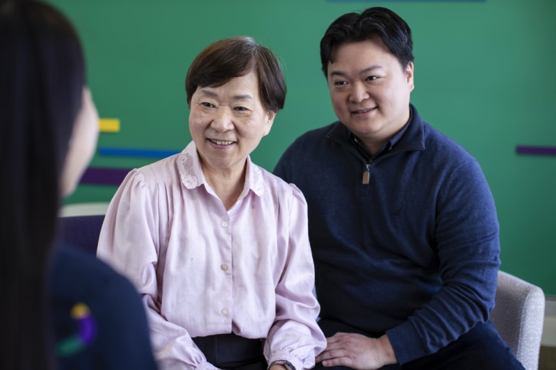 Two people consulting with Icon specialist